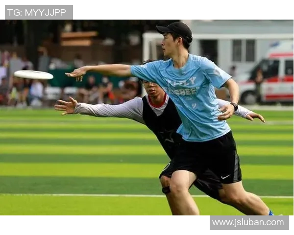 南京飞盘队与武汉飞盘队速度对决赛后分析与战术总结 南京飞盘队与武汉飞盘队速度对决赛后分析与战术总结