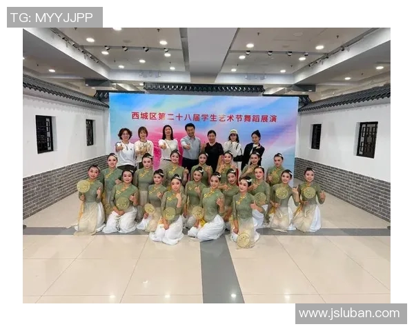 杭州街舞队力量表现数据分析揭示团队协作与个人技巧的完美结合