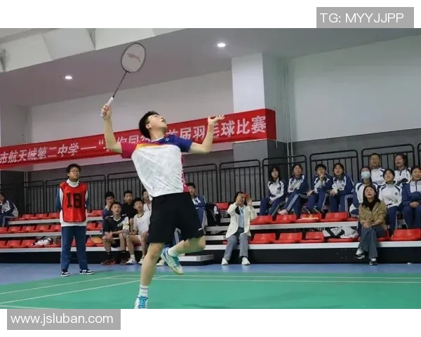 西安羽毛球队在钻石联赛中的默契配合与精彩表现分析 西安羽毛球队在钻石联赛中的默契配合与精彩表现分析