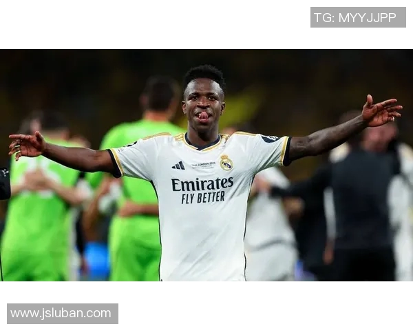 足球明星的强大脚踝力量与技术解析揭秘足球场上的绝对主宰 足球明星的强大脚踝力量与技术解析揭秘足球场上的绝对主宰