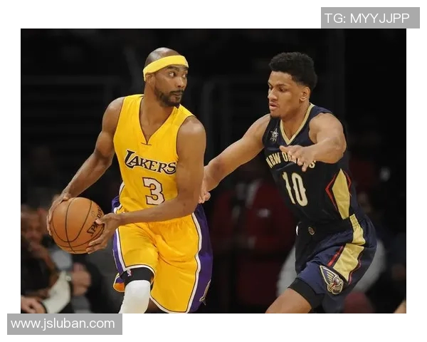 上海篮球队在欧锦赛中的崛起与成长历程全景回顾 上海篮球队在欧锦赛中的崛起与成长历程全景回顾